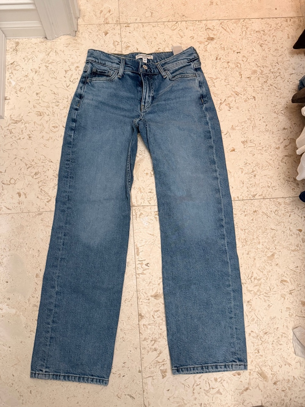 Banana Republic Classic Low-Waist Straight Leg Jeans - Blue